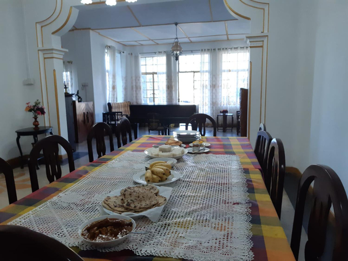 Food & Drinks 4, Rajagala Residence Bungalow Hunnasgiriya, Medadumbara