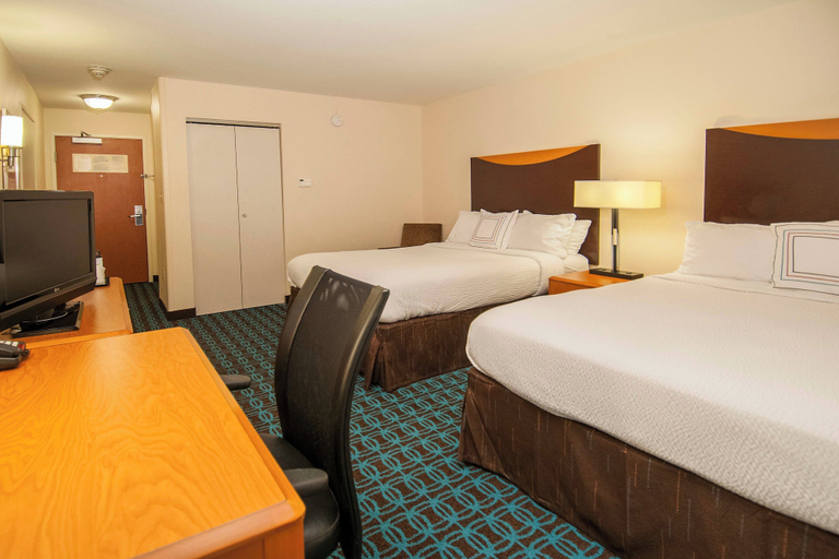 Bedroom 4, Fairfield Inn & Suites San Antonio North - Stone Oak, Bexar