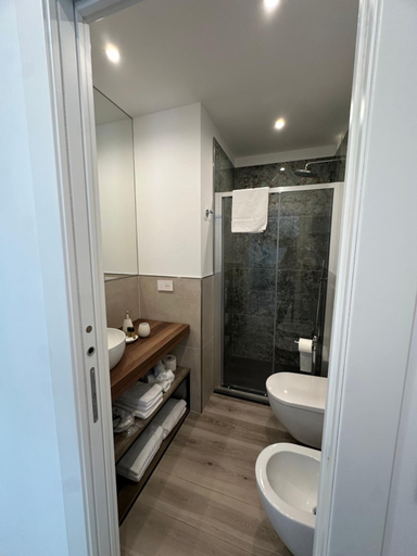Bedroom 4, Hotel Marinella, Imperia