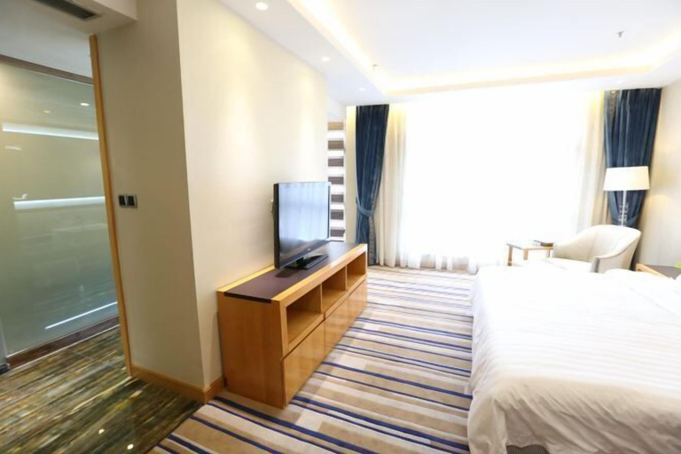 Bedroom 2, Blossoming Quality Hotel, Xining