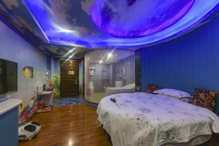 Bedroom 15
