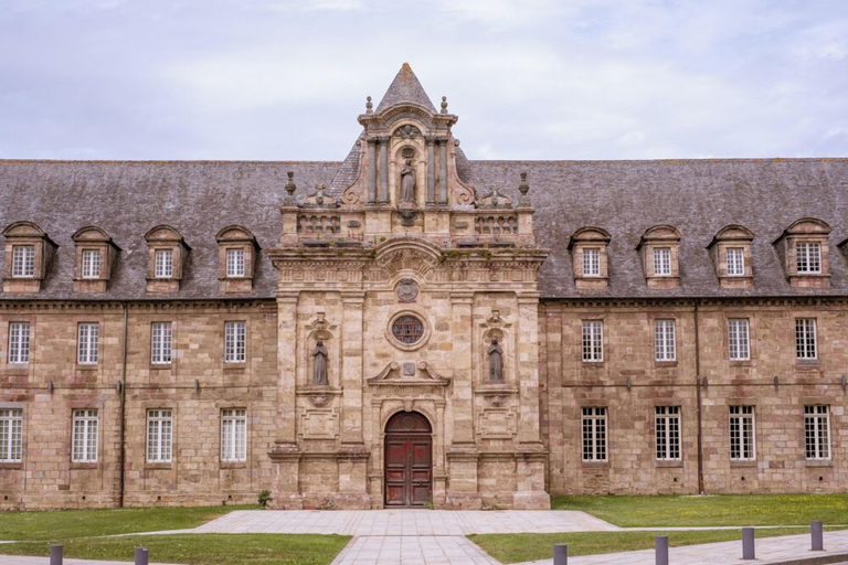Exterior & Views 2, Hôtel Ibis de Guingamp Cœur de Bretagne, Côtes-d'Armor