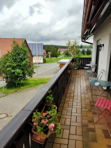 Others 4, Grunvogels Landgasthof zum Grunen Baum, Odenwaldkreis