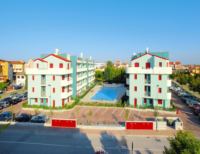 Exterior 4, Apartment in Caorle With Heating, Venezia