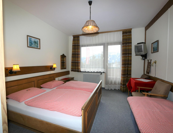 Bedroom 2, Apartment in Vorberg Near Dachstein Glacier, Liezen
