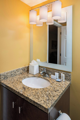 Bathroom 5, Towneplace Suites By Marriott Kennesaw, Cobb