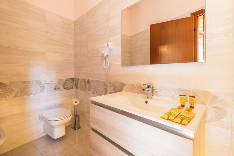 Bathroom 4
