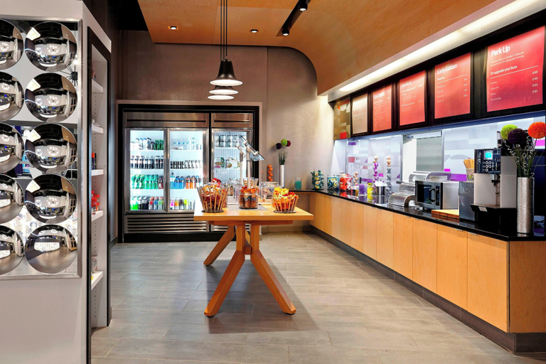 Food & Drinks 5, Aloft Calgary University, Division No. 6