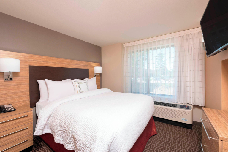 Bedroom 3, TownePlace Suites by Marriott Mansfield, Richland