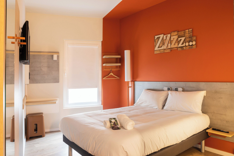 Bedroom 3, ibis budget Logroño Centro, La Rioja