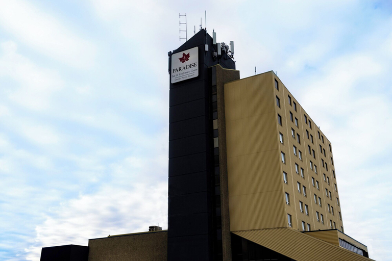 Exterior & Views, Paradise Inn & Conference Centre, Division No. 19