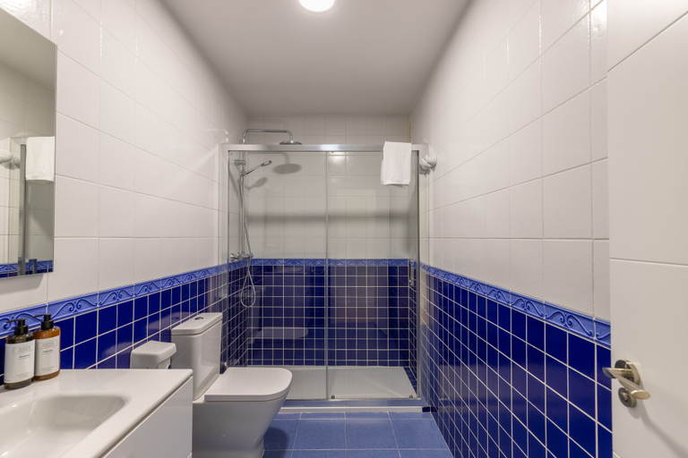 Bathroom 3, Thyssen Boutique Apartments by Caleta Homes, Málaga