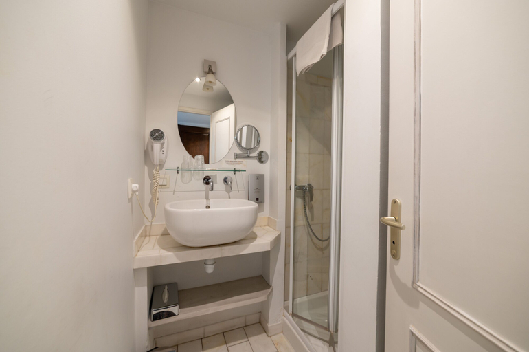 Bathroom 4, Hôtel de La Marie, Hautes-Alpes