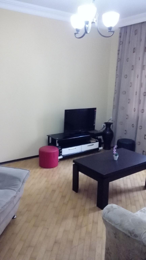 Others 5, Apartaent Roman, Batumi