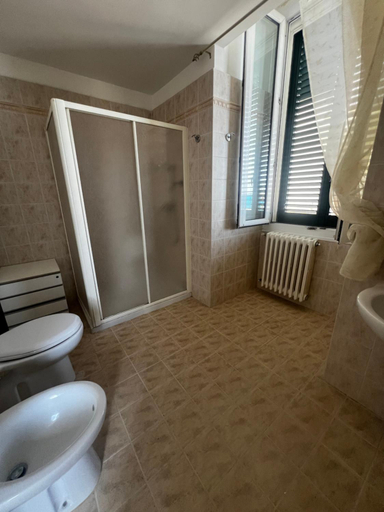 Bathroom 4, AR Rooms, Lecce