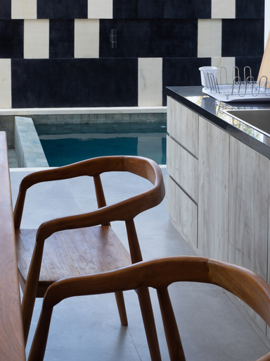 Swimming Pool 19