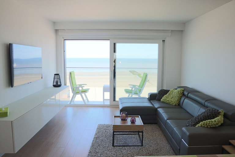 Others 5, Apartment in Nieuwpoort With Terrace, West-Vlaanderen