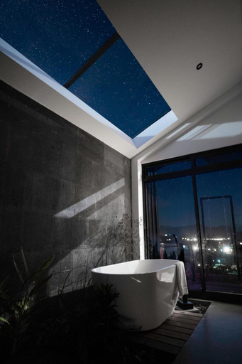 Bathroom 9