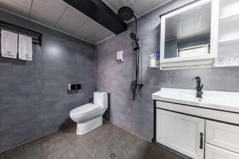 Bathroom 4, Jihe Light Luxury Art Hotel(Wuyi Square Station), Changsha