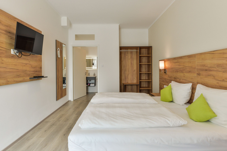 Bedroom 4, Maiers Hotel Parsberg, Neumarkt in der Oberpfalz