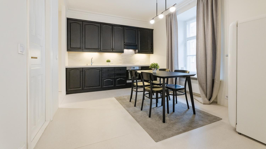 Others 4, TallinnHousing Old Town Elegance Vana-Viru, Tallinn