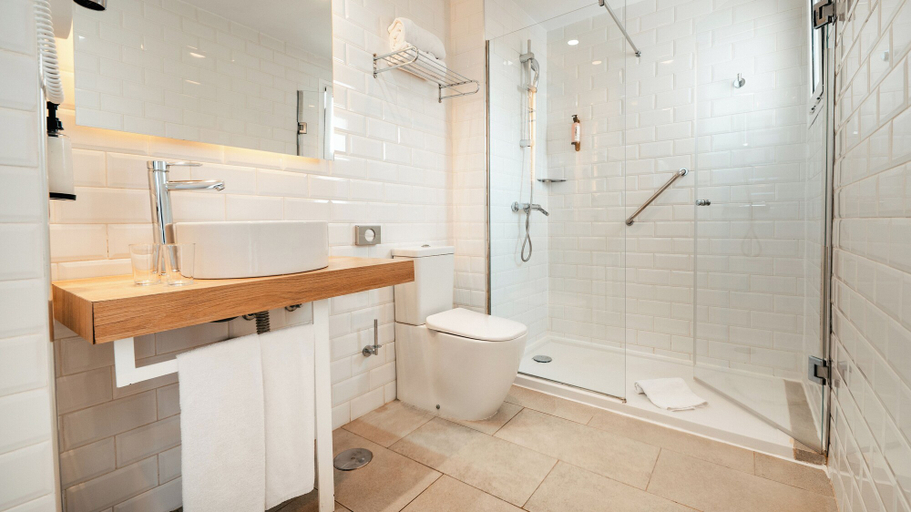 Bathroom 5, LABRANDA Alyssa Suite Hotel, Las Palmas