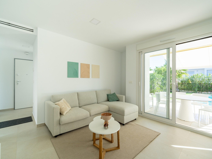 Living room, Elegant Home With Pool, Alicante