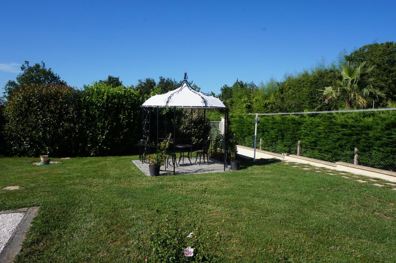 Others 3, Les Chambres de PEYROUTOUS, Lot-et-Garonne