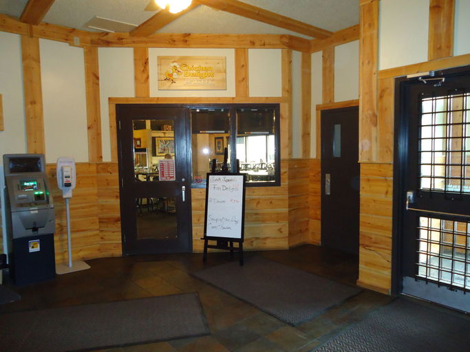 Public Area 2, River Inn, Division No. 14