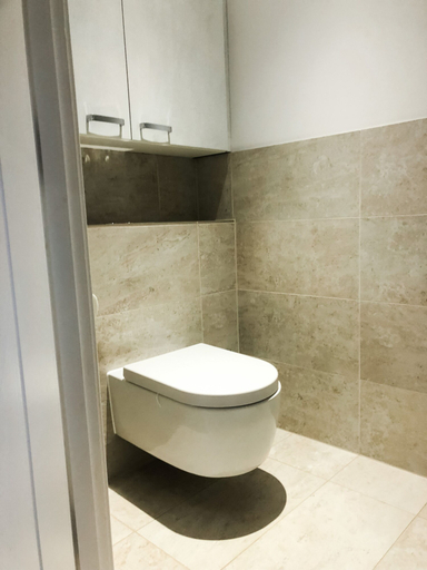 Bathroom 3, Windsor Mews by Stay Focused SA, Slough