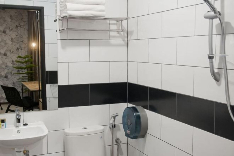 Bathroom 3