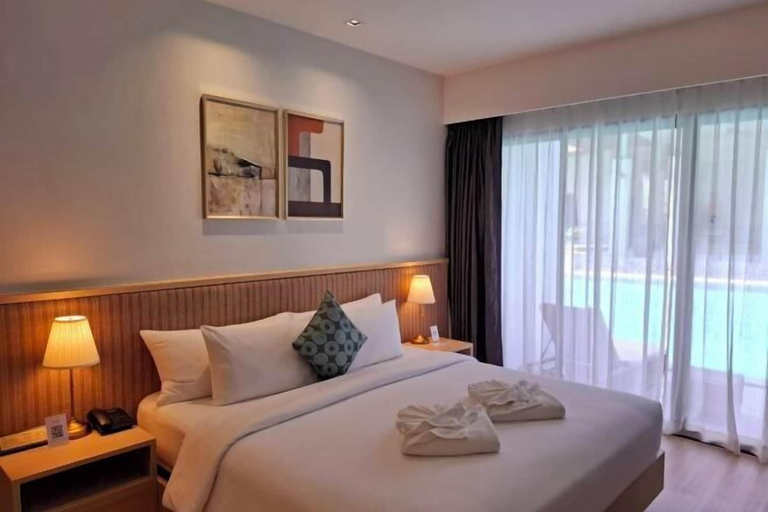 Bedroom 13