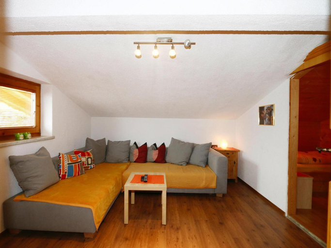 Others 4, Apartment in Zillertal near Horbergbahn, Schwaz