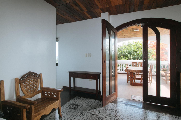 Public Area 3, Reddoorz @ Casa Rafaelle Transient Ilocos Sur, San Vicente