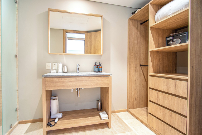 Bathroom 4, Punto Nima  Luxury Condos, La Paz