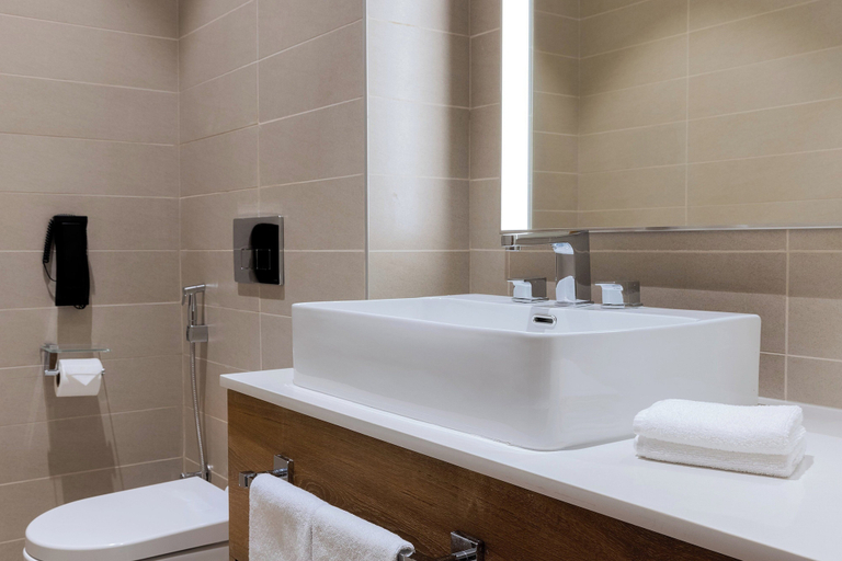 Bathroom 5, Element by Marriott Al Mina, Dubai, Dubai
