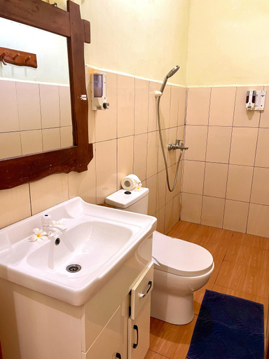 Bathroom 4