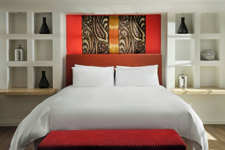 Bedroom 4, Triada Palm Springs, Autograph Collection by Marriott, Riverside
