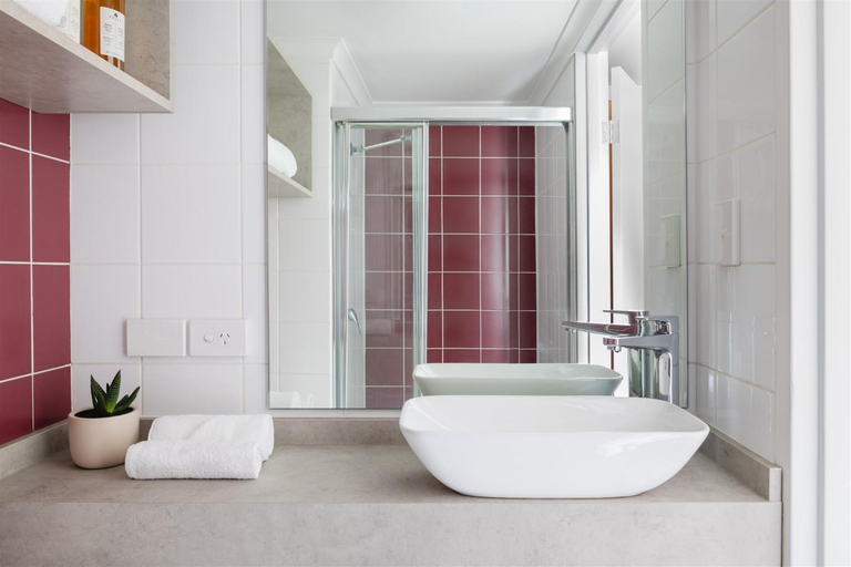 Bathroom 12