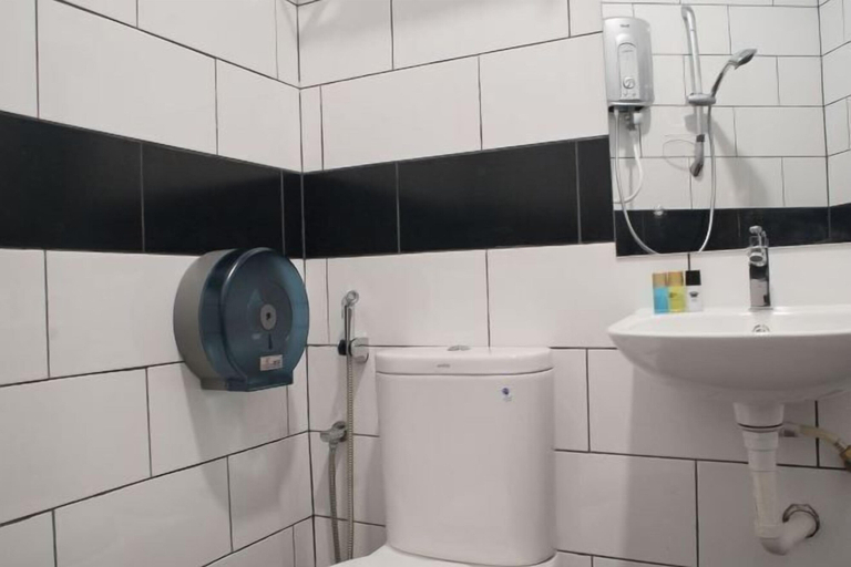 Bathroom 4