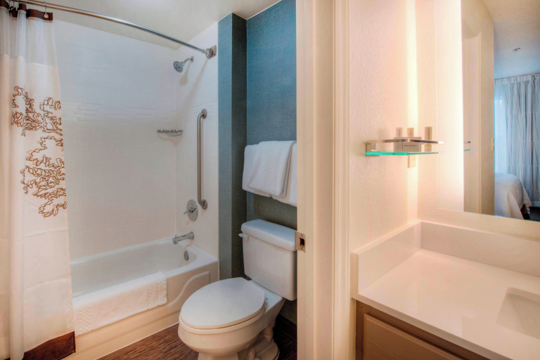 Bathroom 4