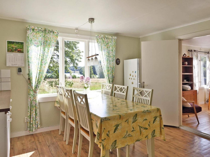 Interior 2, 4 Star Holiday Home in Bralanda, Vänersborg