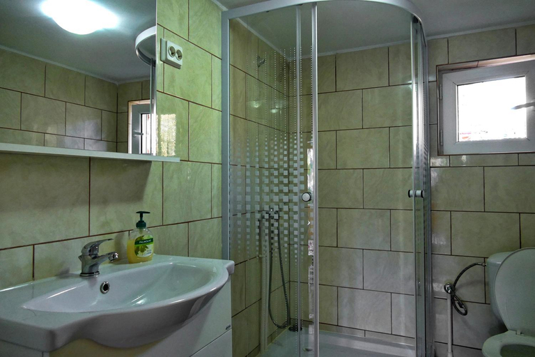 Bathroom 3, La Rodica in Vale, Ocna Sugatag