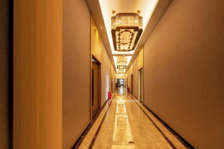 Others 5, Jintian Hotel (Qionglai Dingsheng Times Plaza), Chengdu