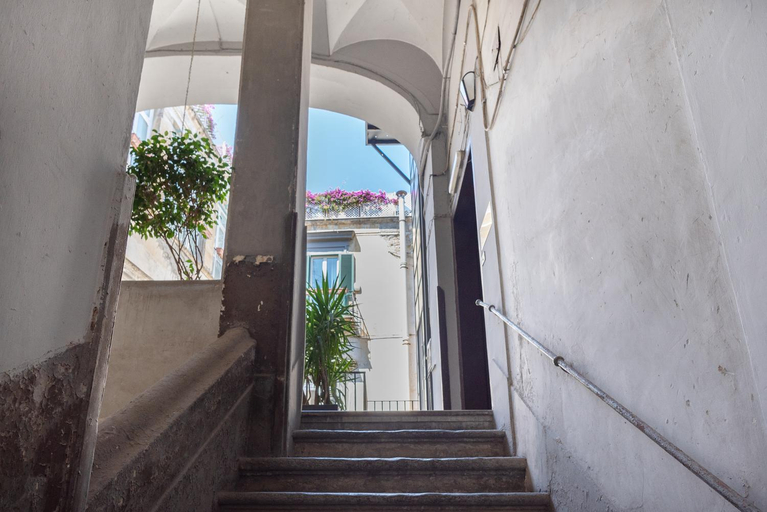 Others 2, Private Suite Intermezzo, Napoli