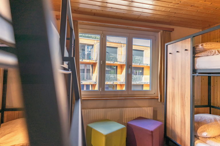 Bedroom 4, Eiger Lodge Easy, Interlaken