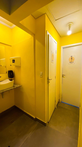 Bathroom 3, Lamparina Hostel, São Paulo
