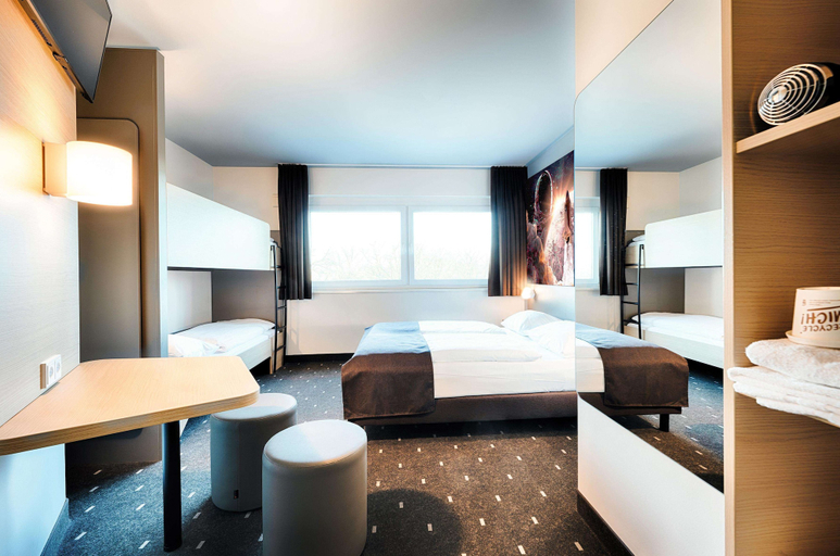 Bedroom 5, B&B Hotel Bremen-Altstadt, Bremen