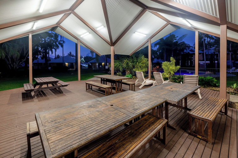 Food & Drinks 5, BIG4 Lucinda Wanderers Holiday Park, Hinchinbrook