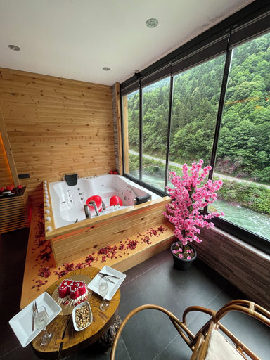 Bedroom, Hira Bungalov, Çamlıhemşin